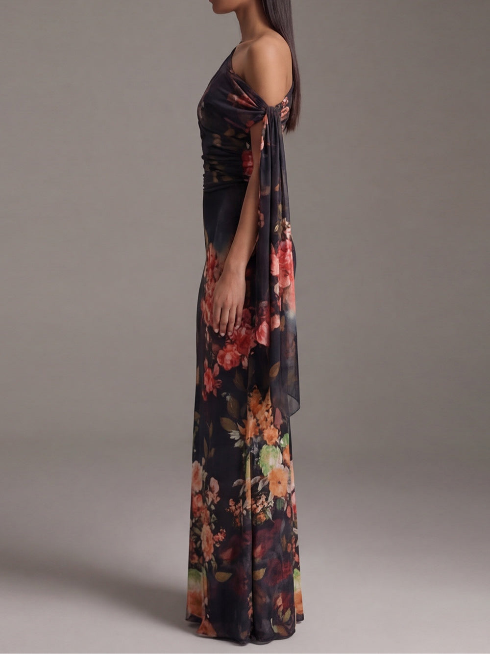 ARIADNA | Vestido Maxi Plisado de Gasa Negro con Un Hombro