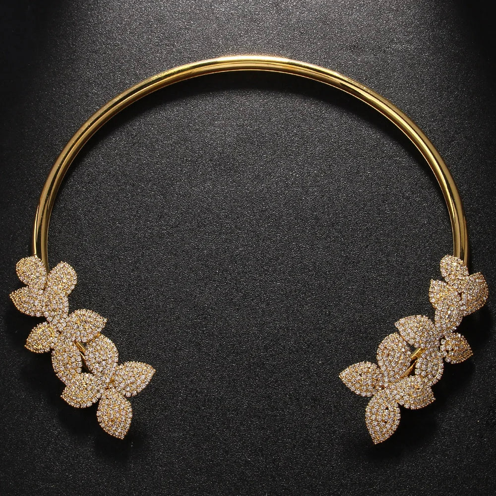 MARGARITA | Collar Elegante Flor de Cristal