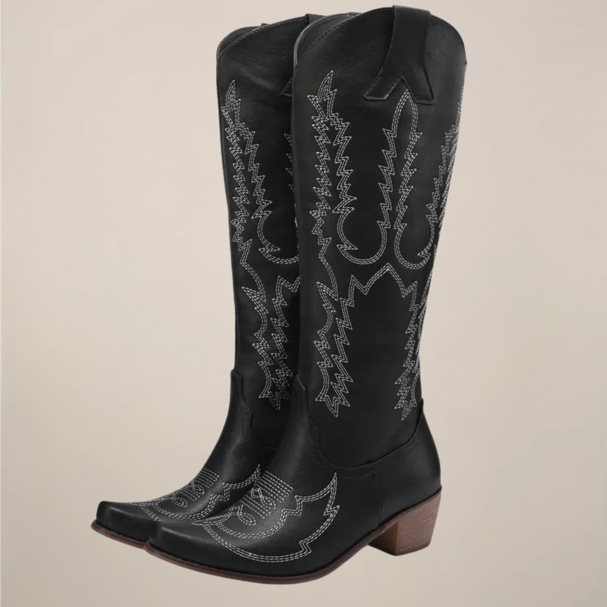 SAVANNAH™ | Botas camperas bordadas con tacón