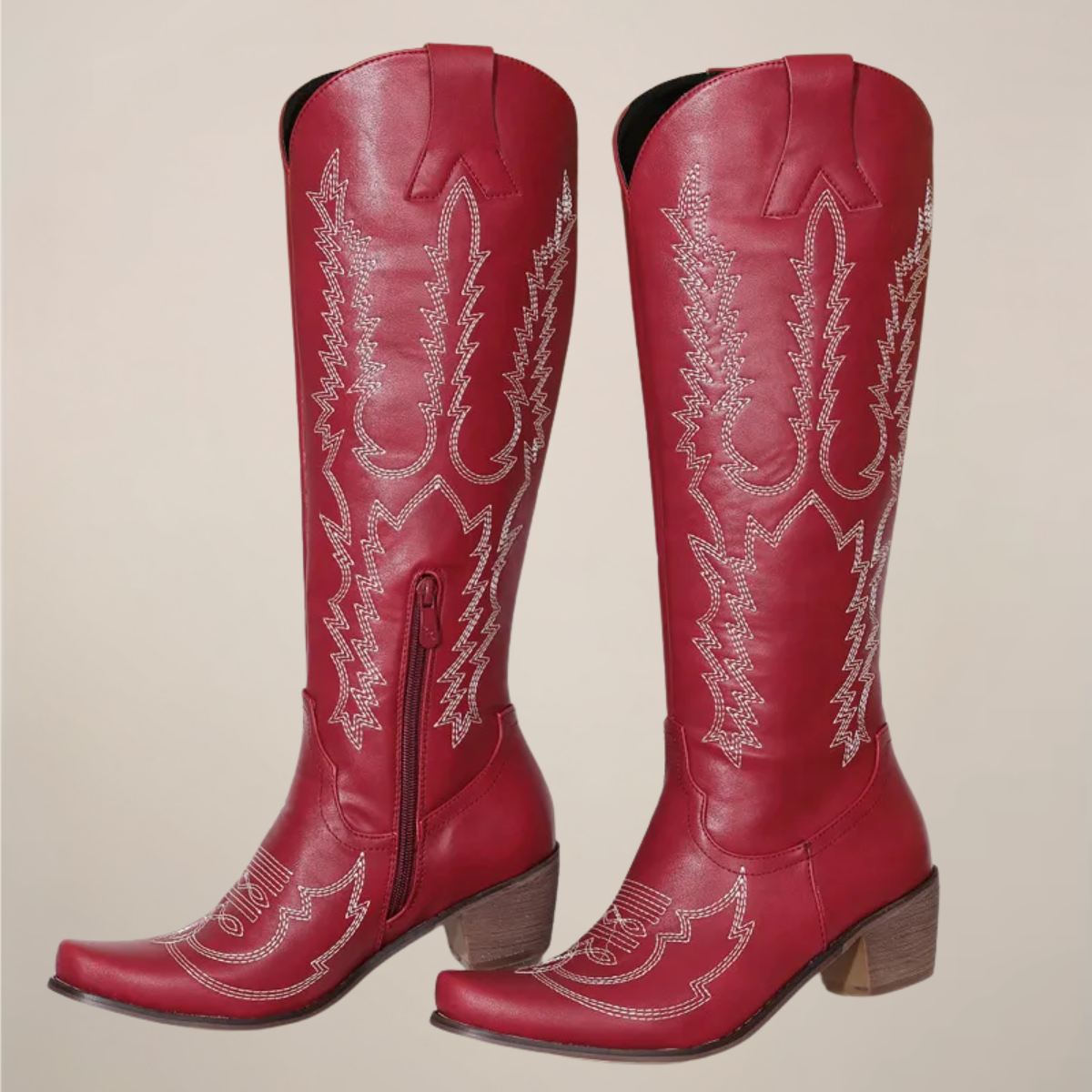 SAVANNAH™ | Botas camperas bordadas con tacón