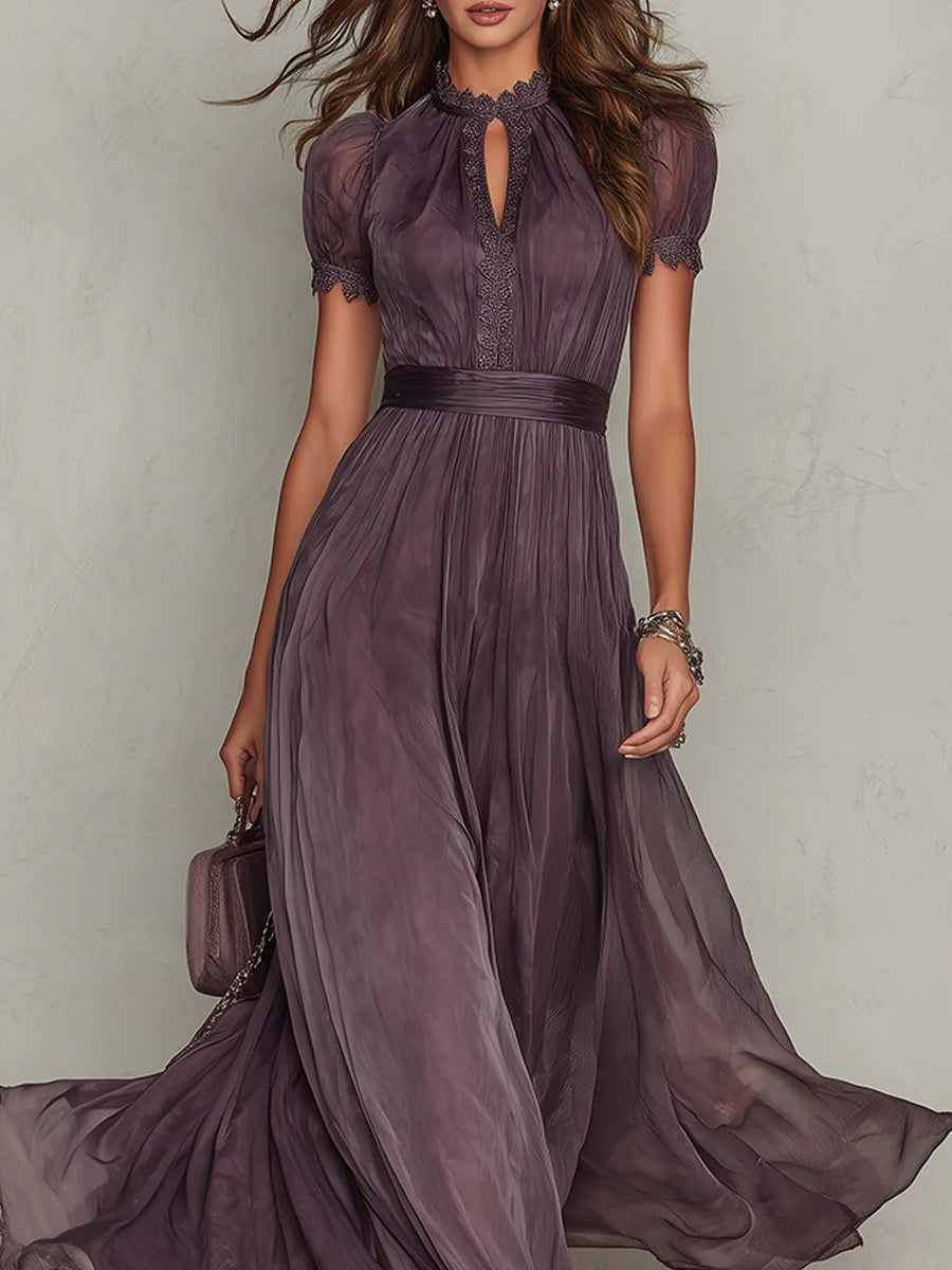 APRIL | Vestido Maxi Morado con Escote Ojo de Cerradura y Encaje