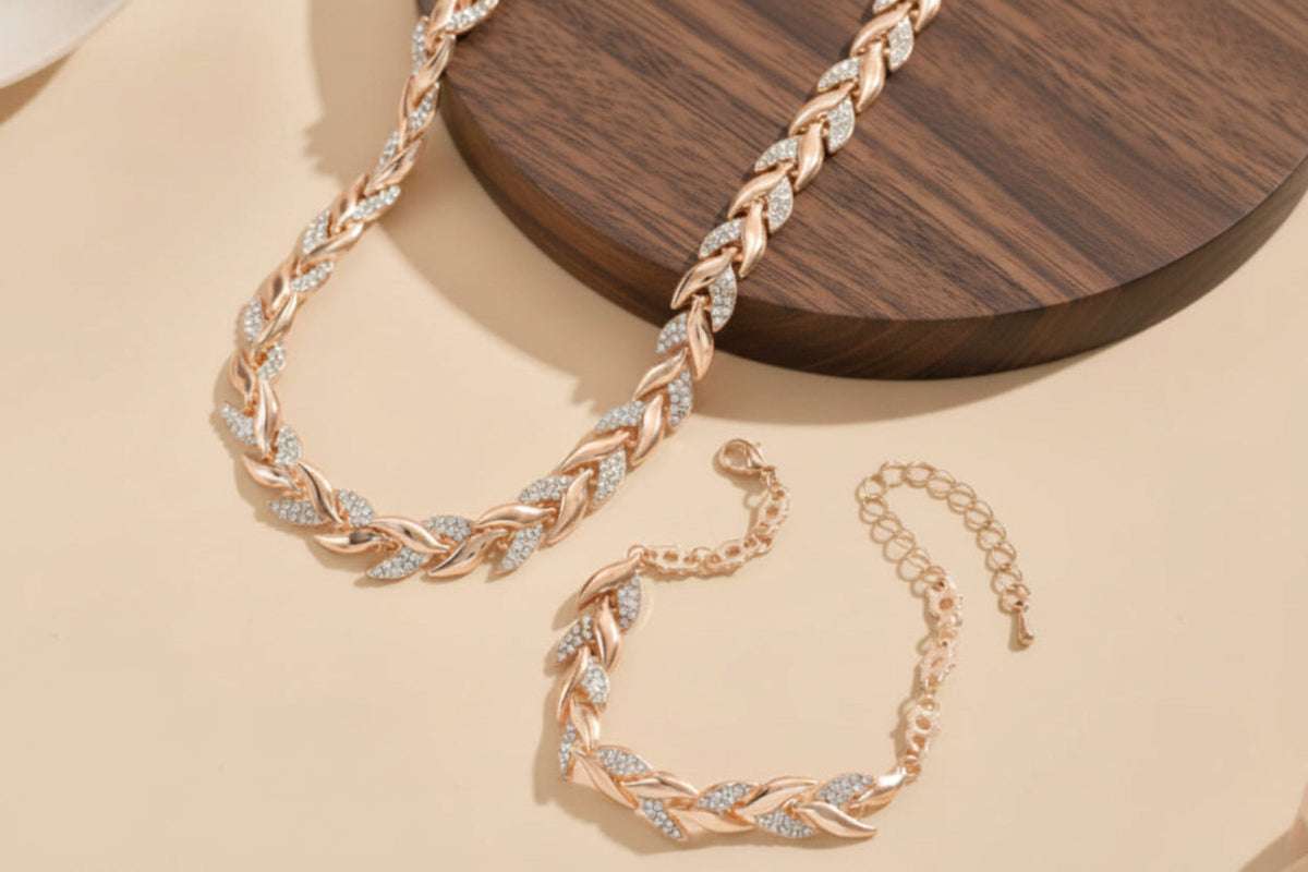 Claudine™ | Collar y Pulsera de cola de pez hecho a mano