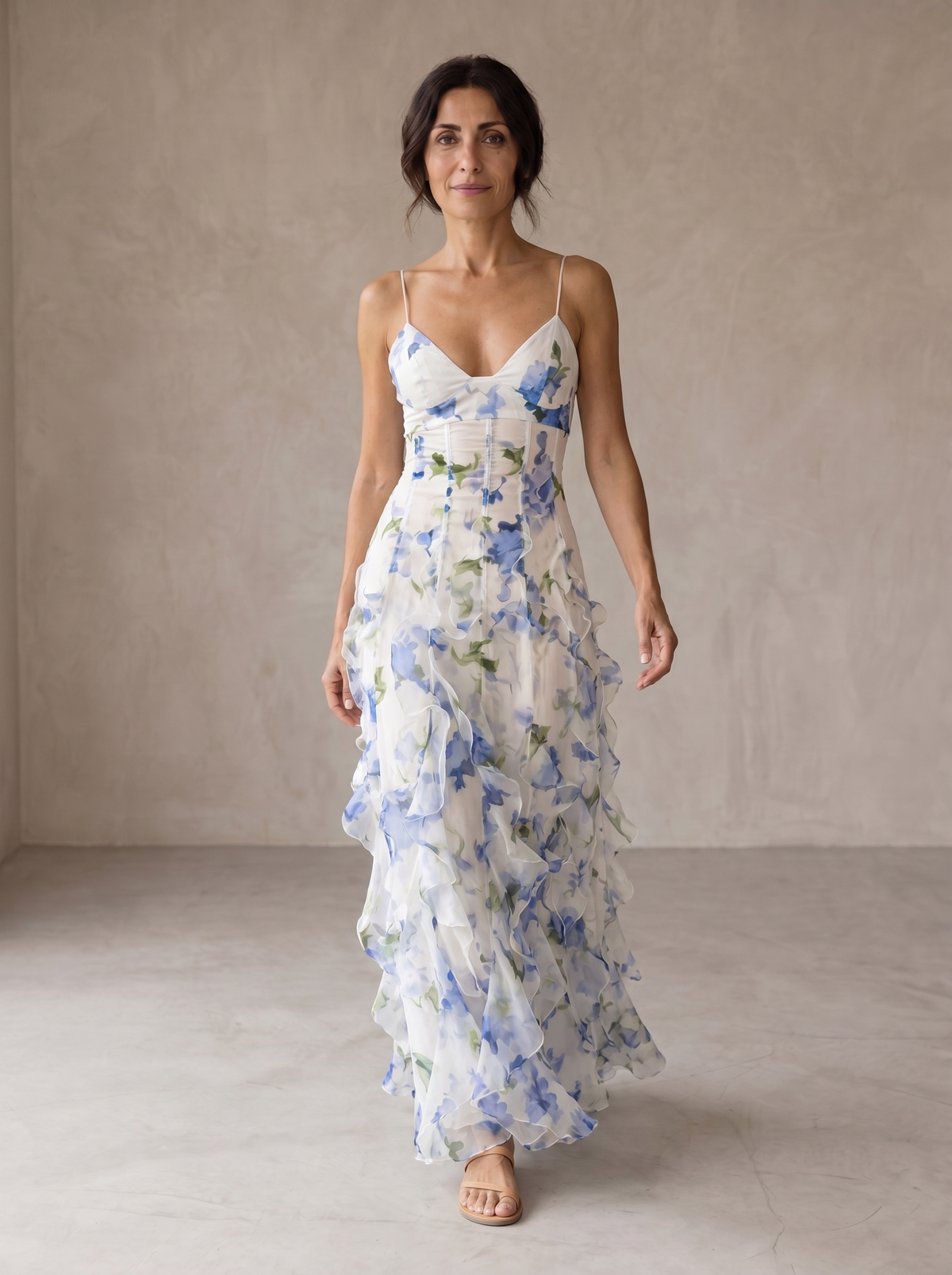 URI | Vestido Midi Floral con Volantes